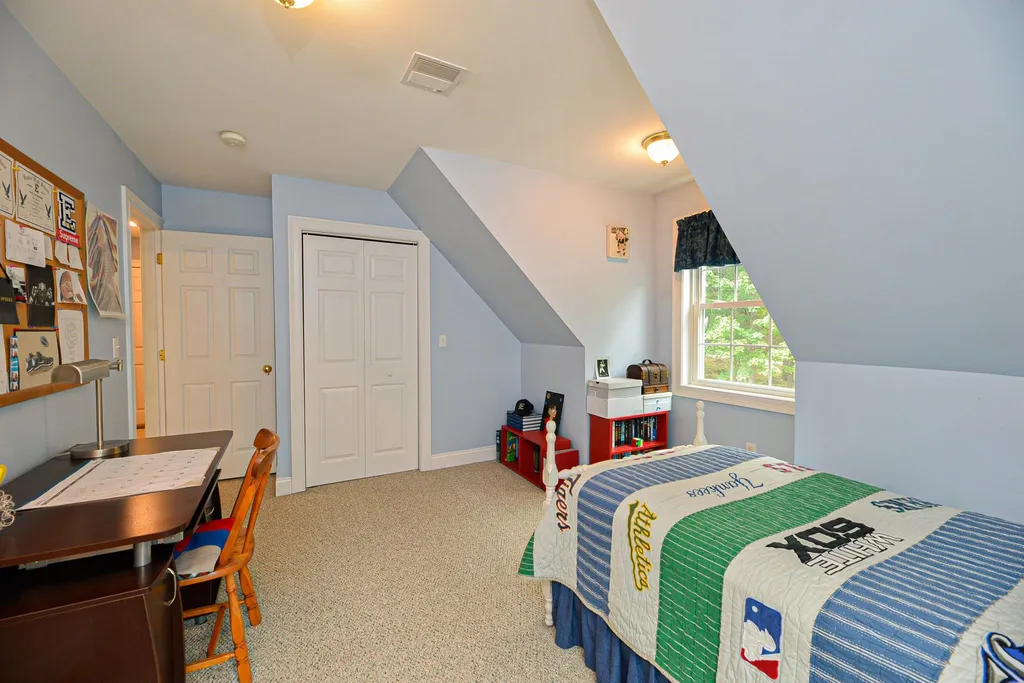 12 Oaklands Road Exeter NH 03833