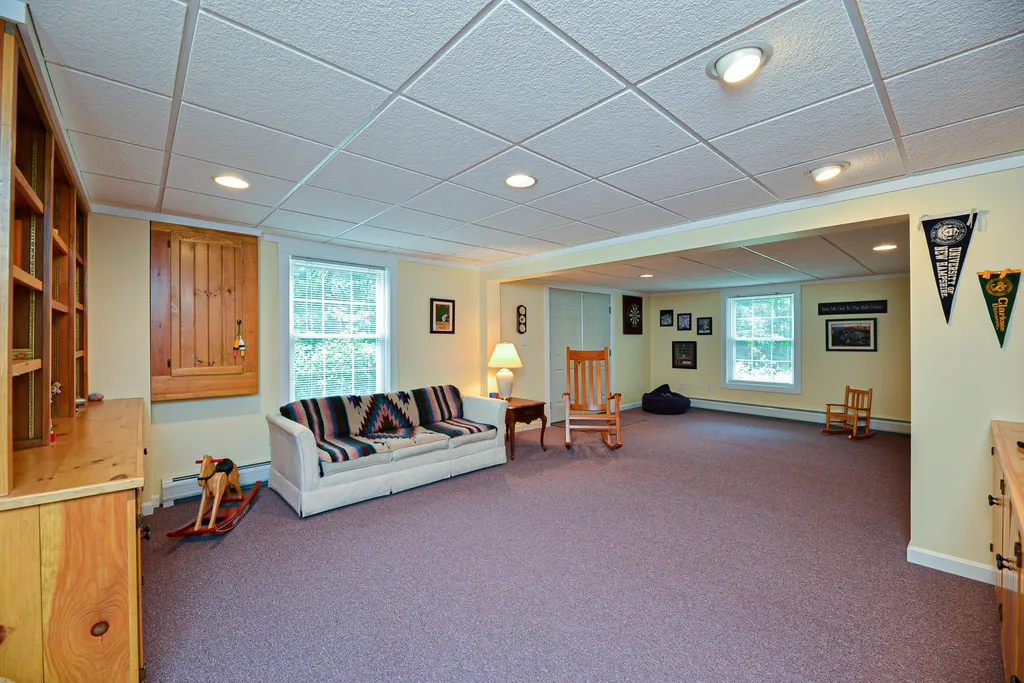 12 Oaklands Road Exeter NH 03833