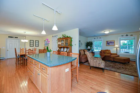 12 Oaklands Road Exeter NH 03833