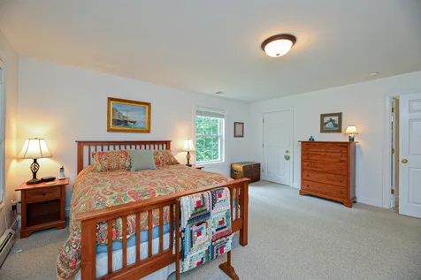 12 Oaklands Road Exeter NH 03833