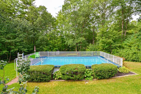 12 Oaklands Road Exeter NH 03833