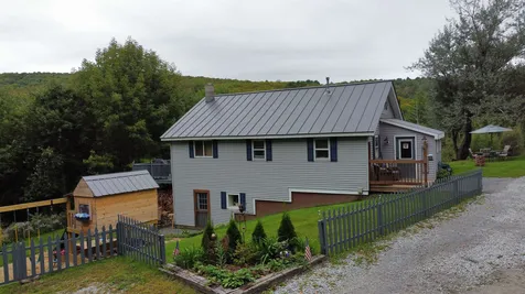 1285 White Road Corinth VT 05039