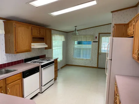 43 Black Bear Road Tamworth NH 03886