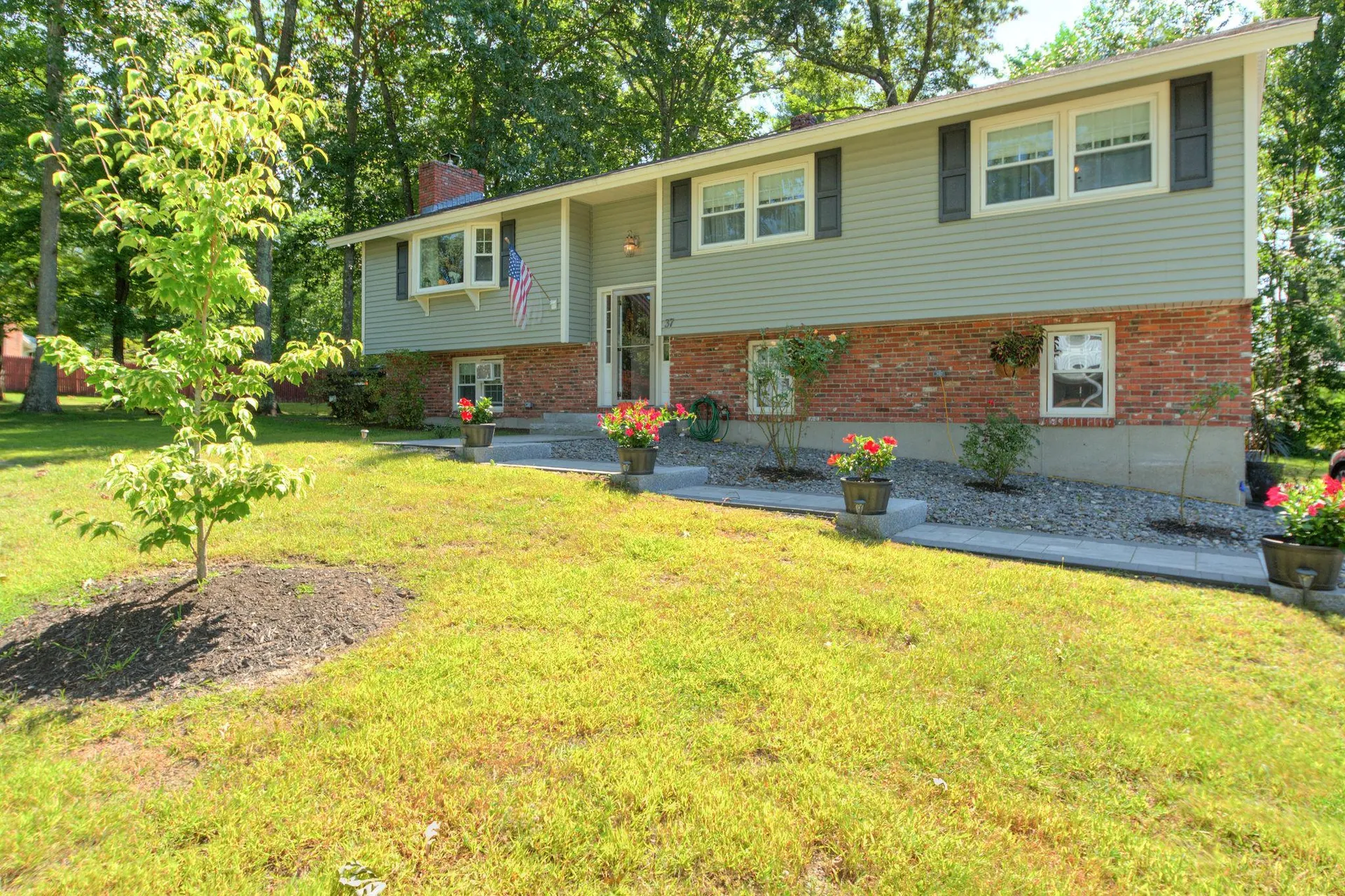 37 Marianna Road Salem NH 03079