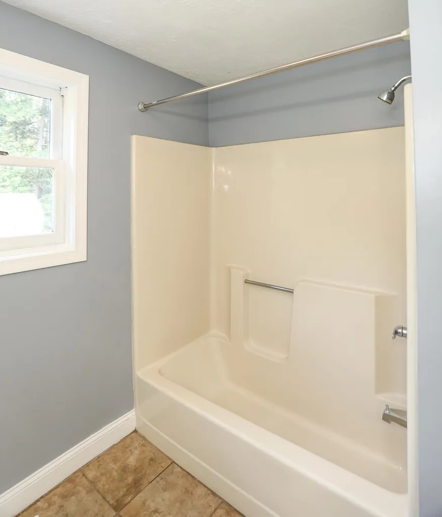 115 Reservoir Road Deering NH 03244