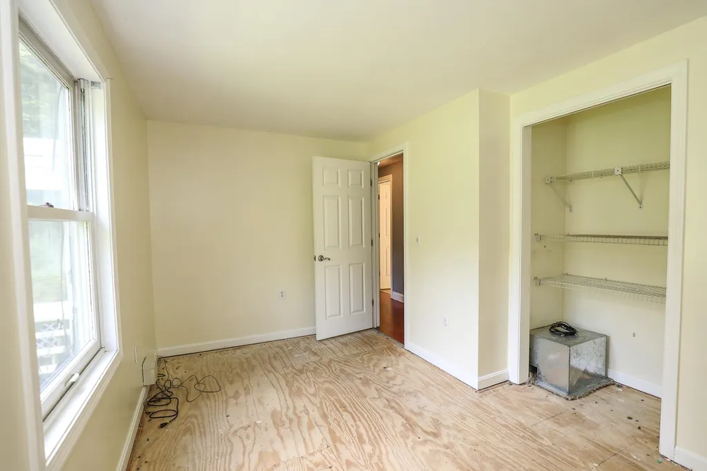 115 Reservoir Road Deering NH 03244