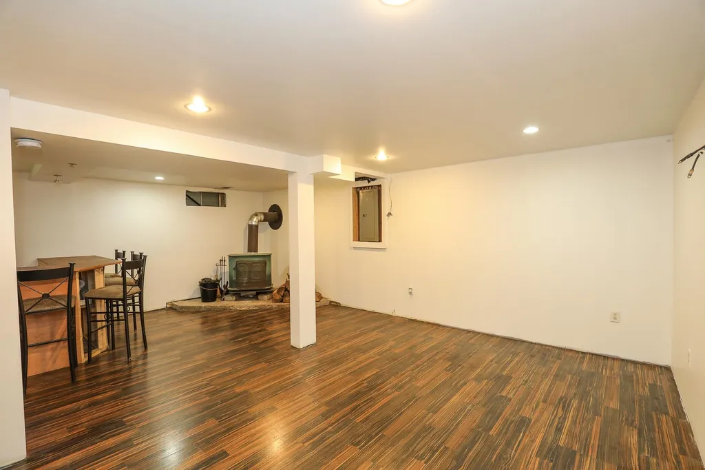 115 Reservoir Road Deering NH 03244