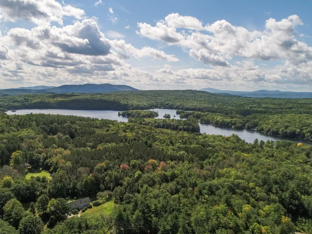 115 Reservoir Road Deering NH 03244