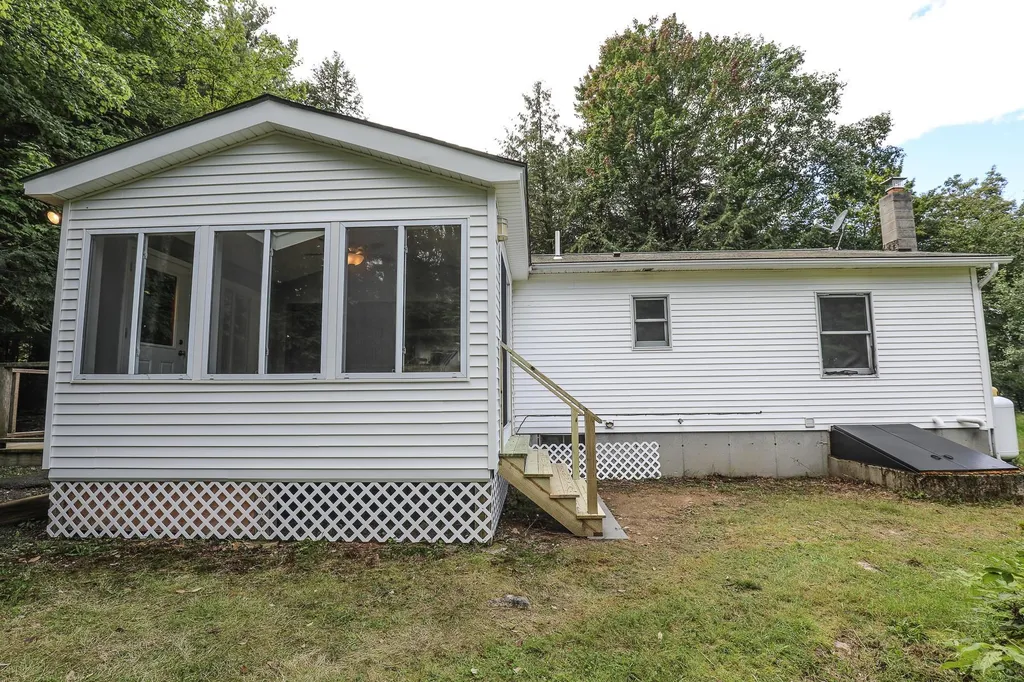 115 Reservoir Road Deering NH 03244