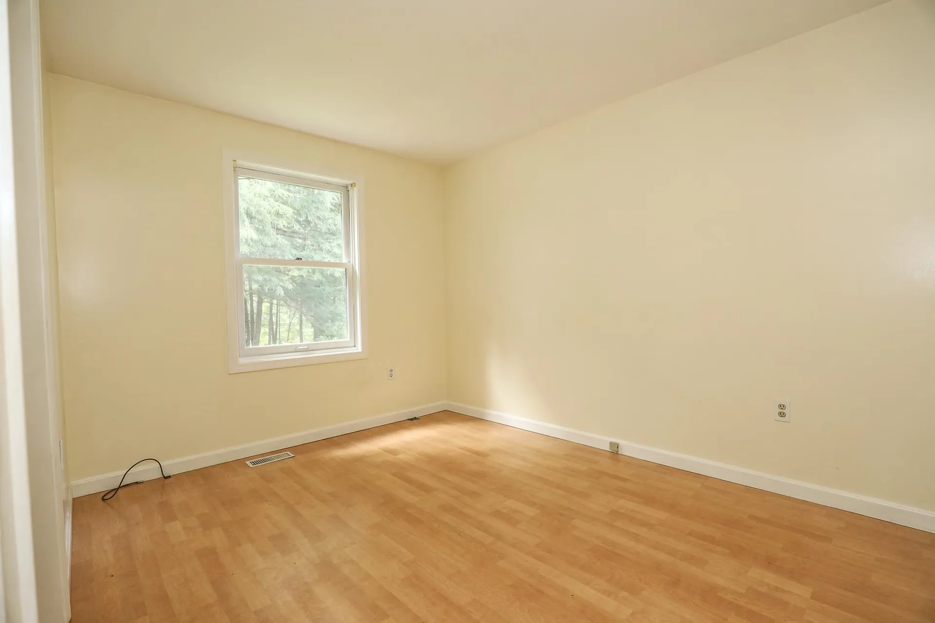 115 Reservoir Road Deering NH 03244
