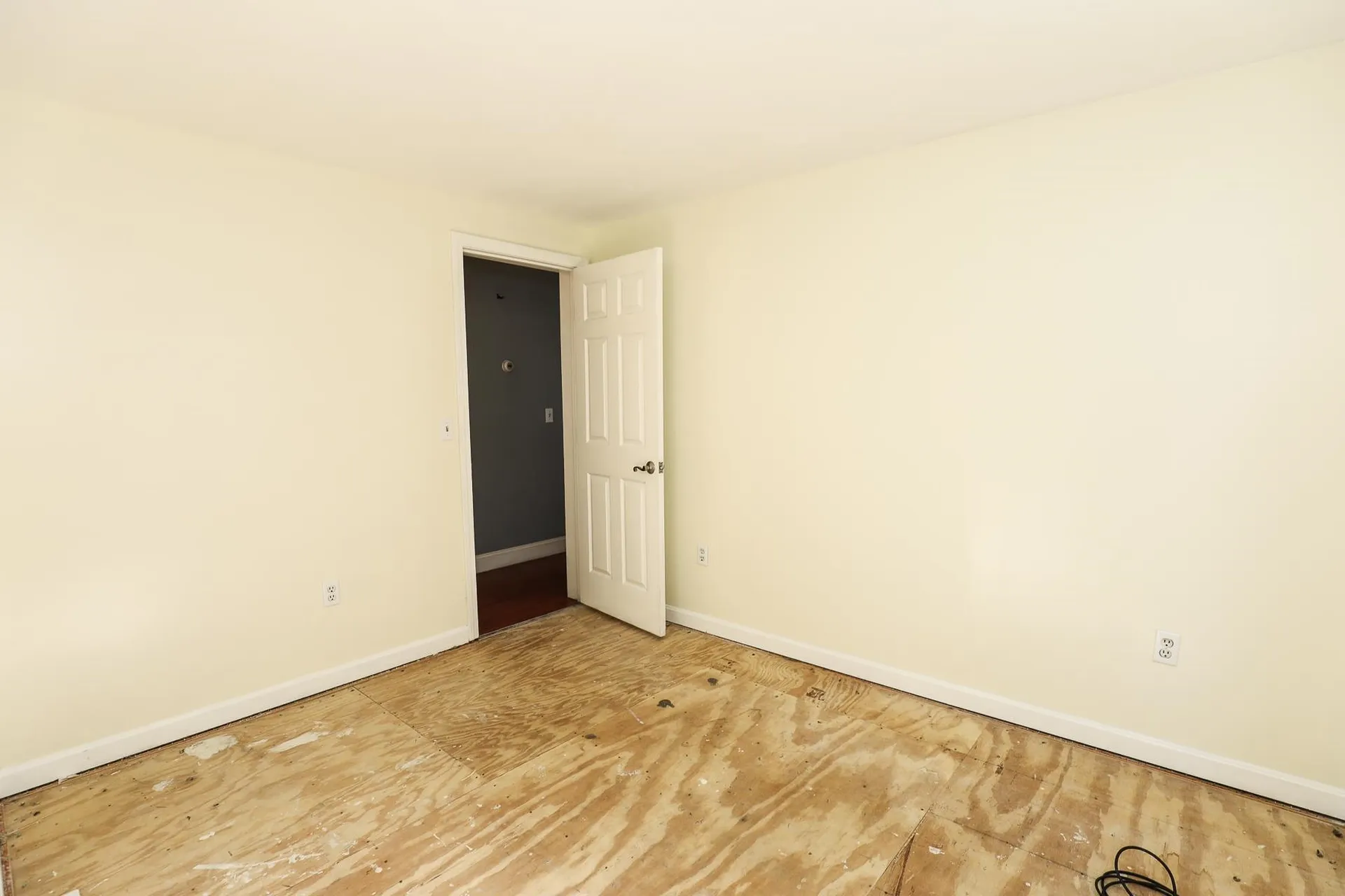 115 Reservoir Road Deering NH 03244