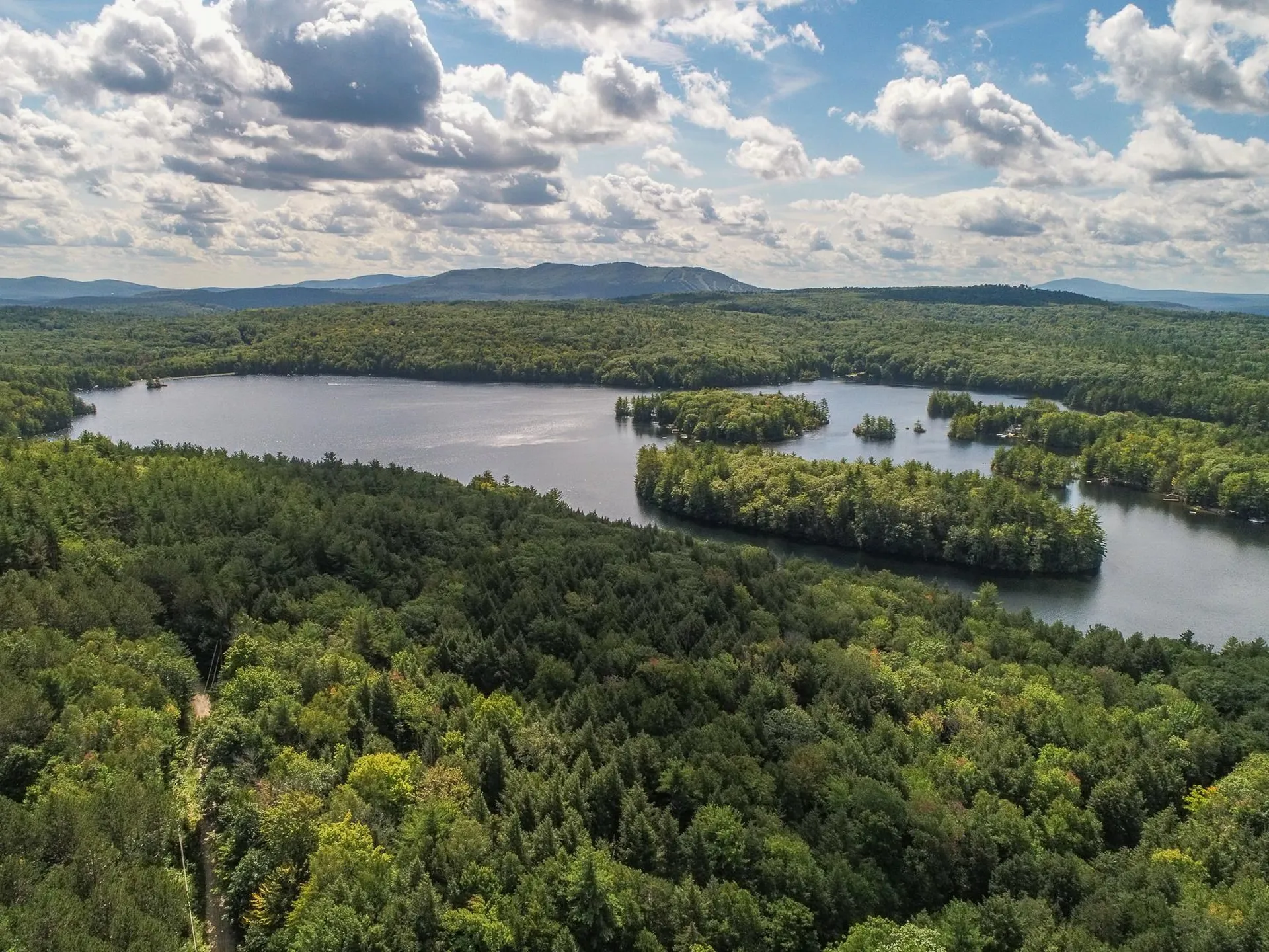 115 Reservoir Road Deering NH 03244