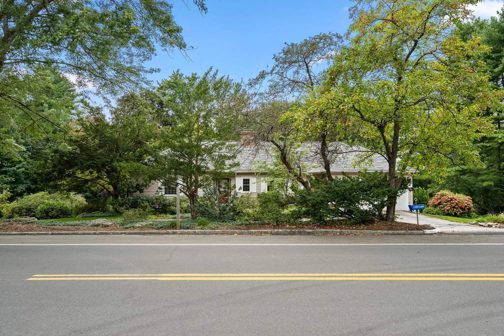 1500 Union Street Manchester NH 03104