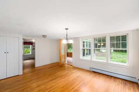 391 Middle Hancock Road Peterborough NH 03458