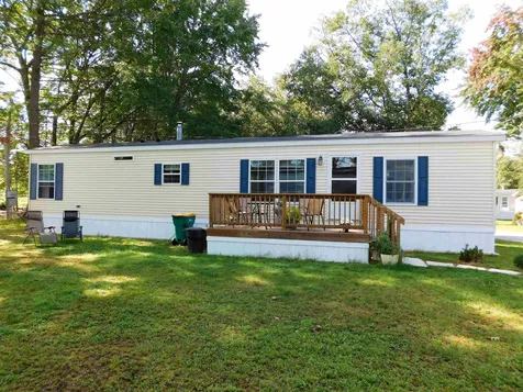 35 Melrose Drive Rochester NH 03868