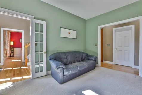 9 Maverick Drive Auburn NH 03032