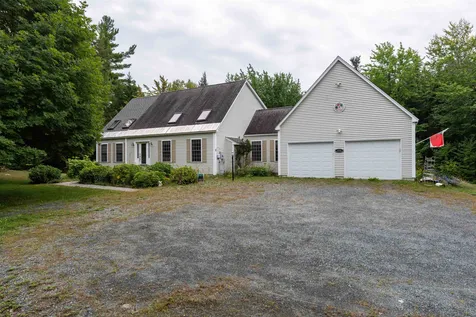 575 Newport Road New London NH 03257