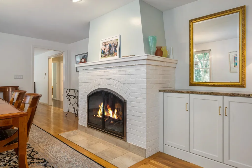 6 Millstream Drive Exeter NH 03833