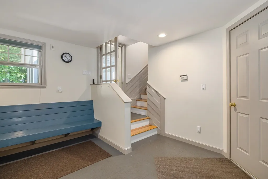 6 Millstream Drive Exeter NH 03833