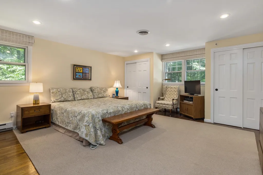 6 Millstream Drive Exeter NH 03833