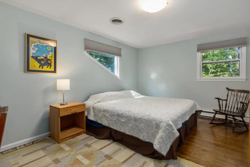 6 Millstream Drive Exeter NH 03833