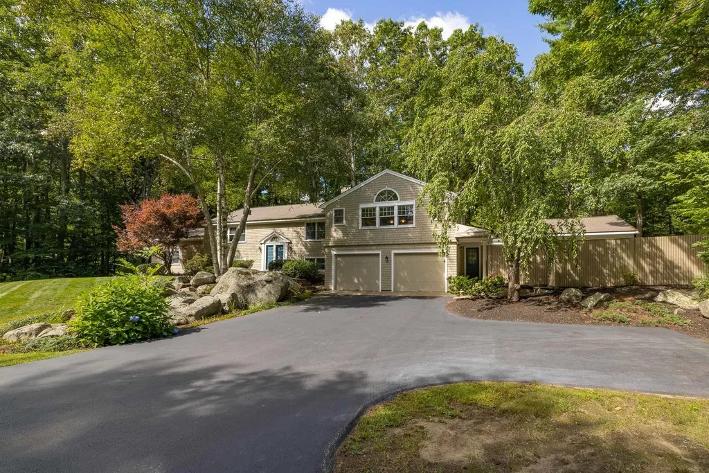 6 Millstream Drive Exeter NH 03833