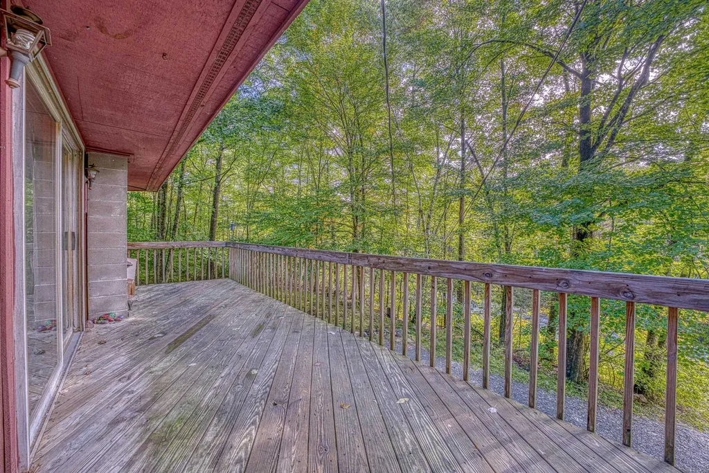1419 French Pond Road Haverhill NH 03785