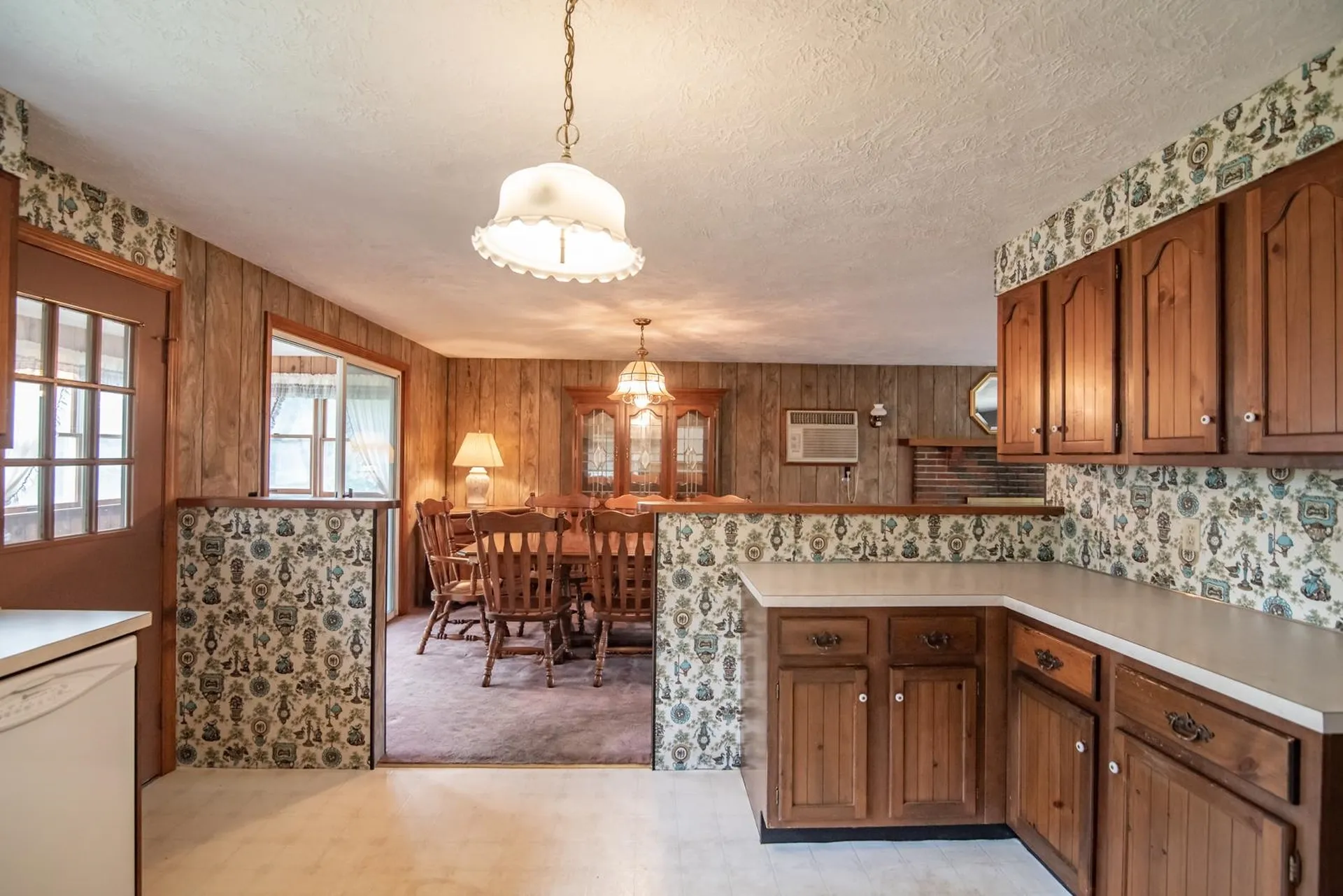 47 Tsienneto Road Derry NH 03038