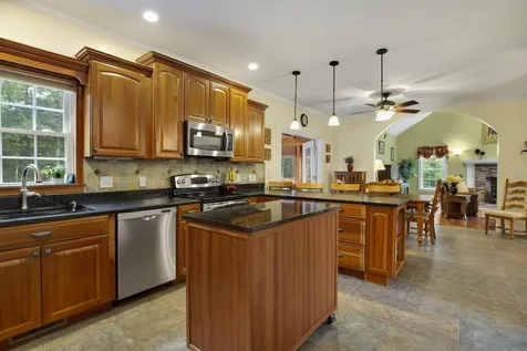 50 Monadnock Lane Peterborough NH 03458