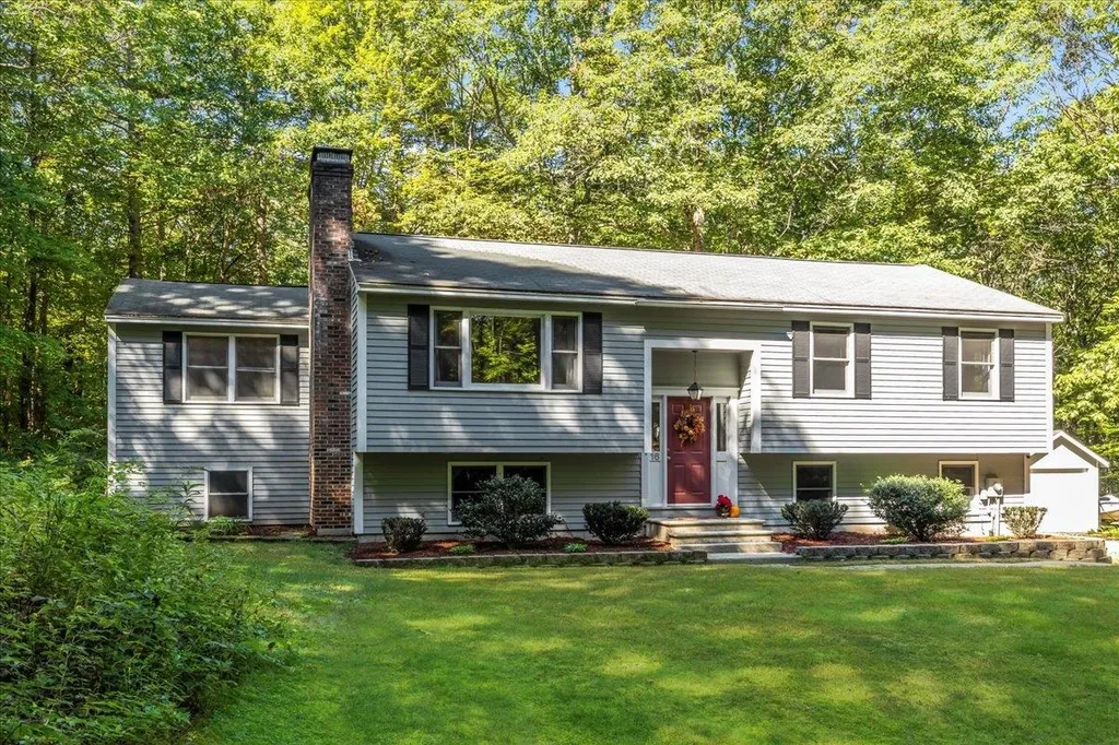 16 Brown Hill Road Bow NH 03304