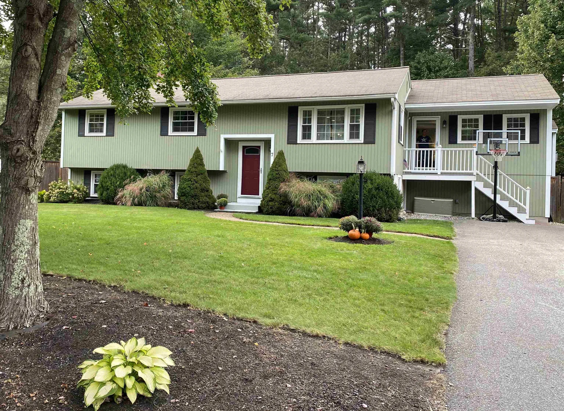 7 Derry Street Merrimack NH 03054-3131