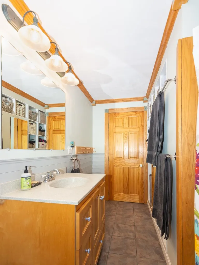 357 Packers Falls Road Durham NH 03824