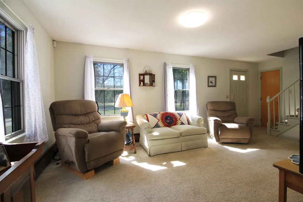 1444 Nh Route 175 Thornton NH 03285