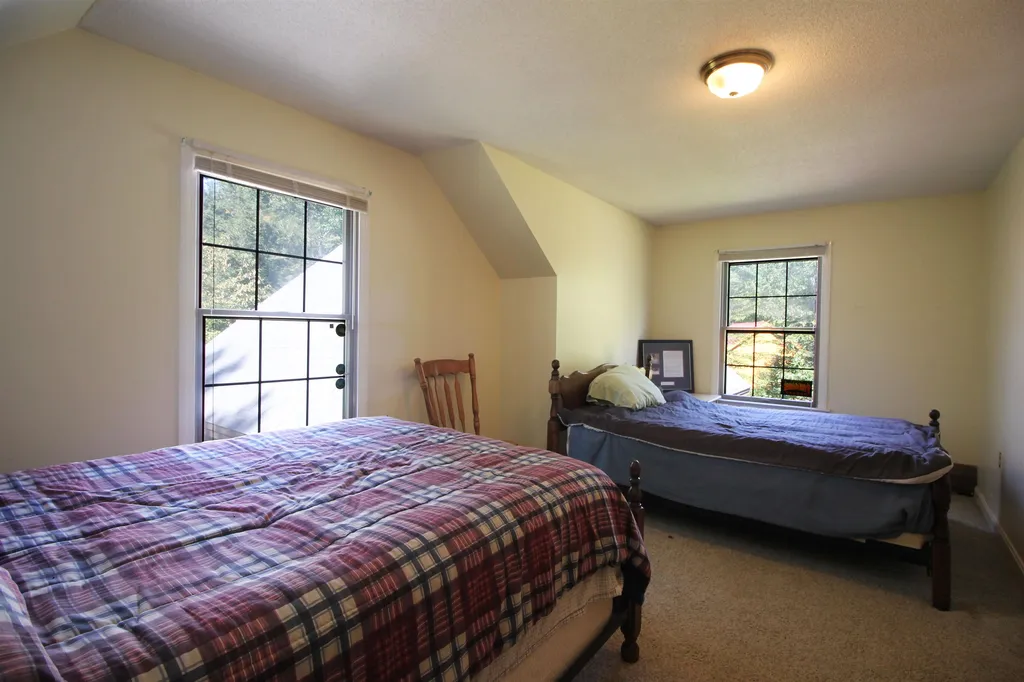 1444 Nh Route 175 Thornton NH 03285