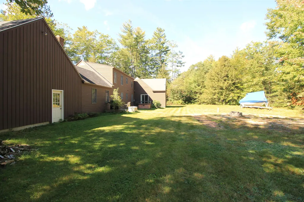 1444 Nh Route 175 Thornton NH 03285