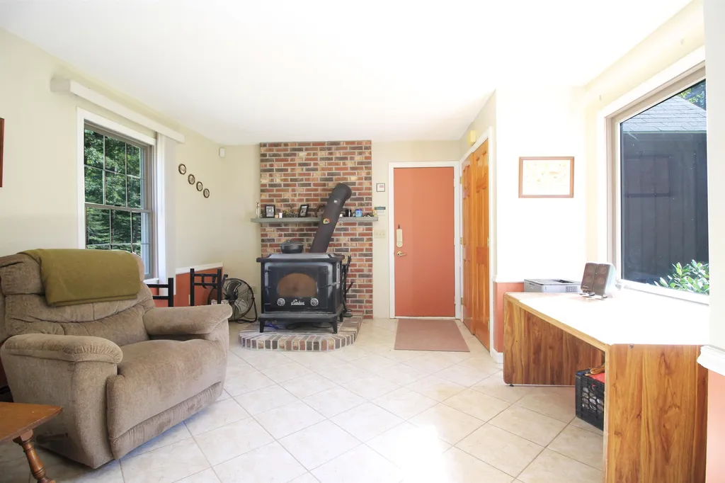 1444 Nh Route 175 Thornton NH 03285