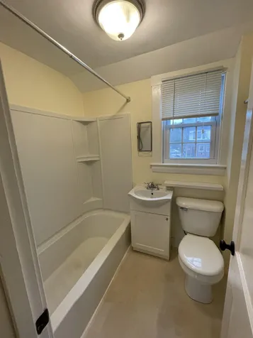 109 Porpoise Way Portsmouth NH 03801