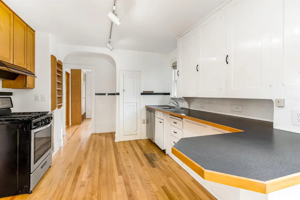 56 Hoover Street Burlington VT 05401