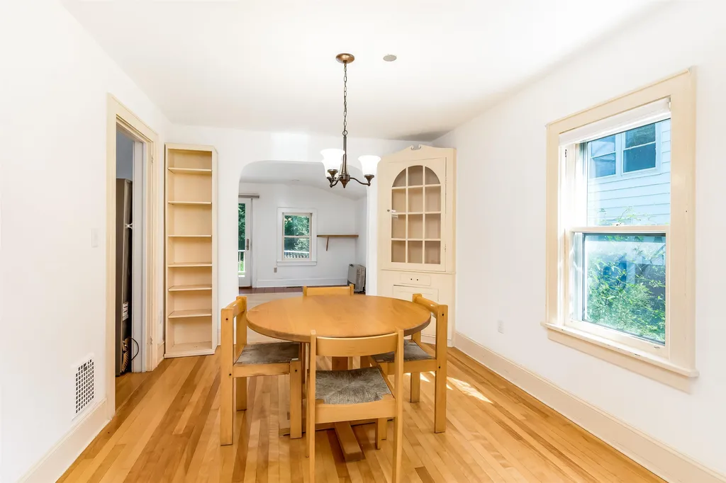 56 Hoover Street Burlington VT 05401