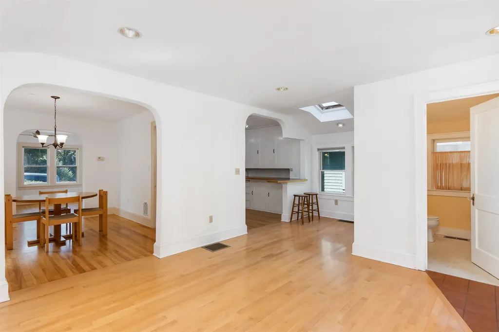 56 Hoover Street Burlington VT 05401