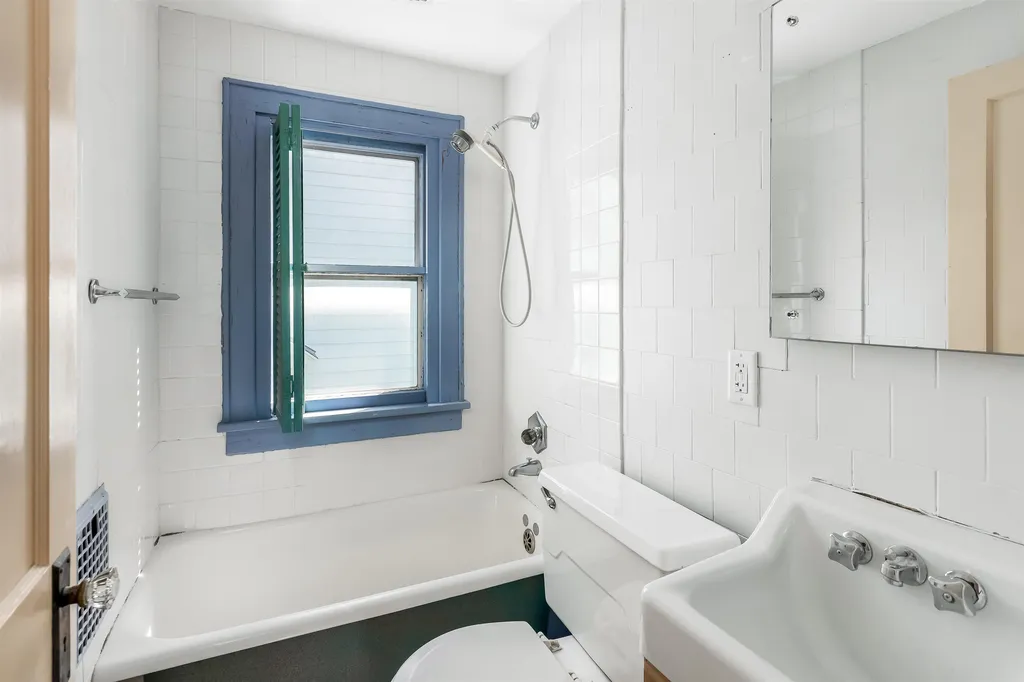 56 Hoover Street Burlington VT 05401