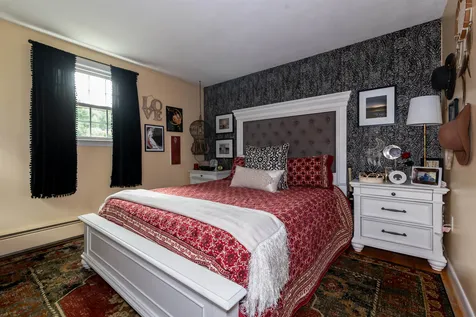 6 Aspen Street Hudson NH 03051