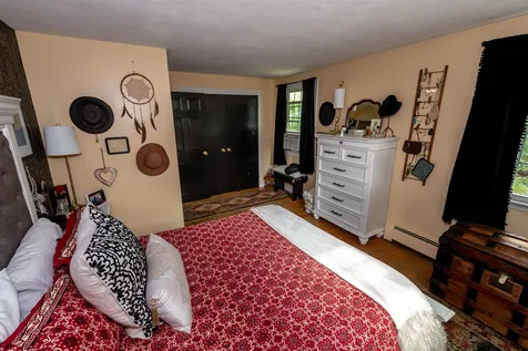 6 Aspen Street Hudson NH 03051