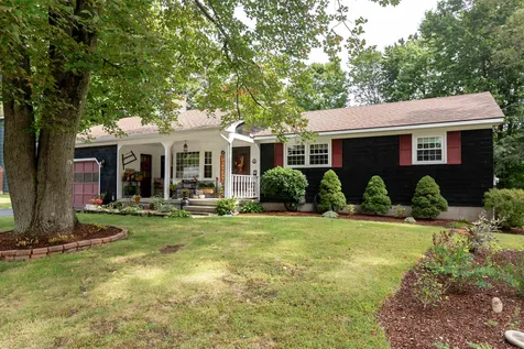 6 Aspen Street Hudson NH 03051