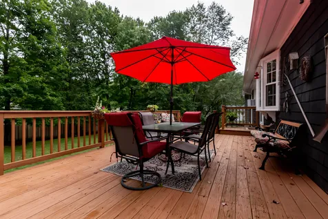 6 Aspen Street Hudson NH 03051