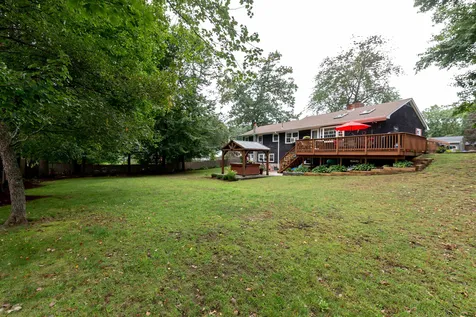 6 Aspen Street Hudson NH 03051