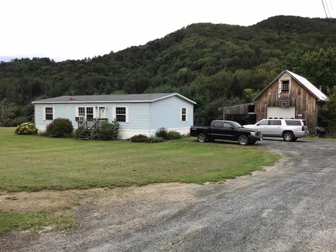 19 Edgewater Lane Sharon VT 05065