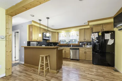 174 Mccurdy Road New Boston NH 03070-4309