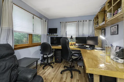 174 Mccurdy Road New Boston NH 03070-4309
