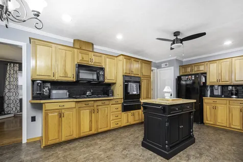 174 Mccurdy Road New Boston NH 03070-4309